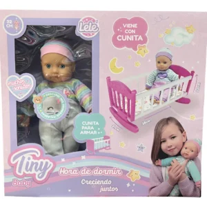 tiny baby lele viene con cunita